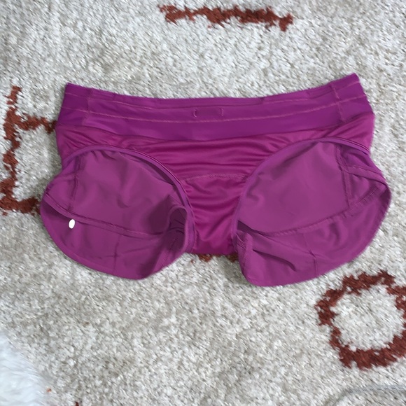 Lululemon- Size 10- 2.5”- Moonlit Magenta- Low-Rise Speed-Up Shorts - Picture 14 of 16